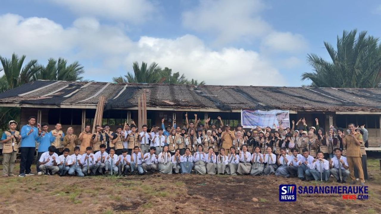 IYES dan YBAM Hadirkan Lilin Harapan di Sekolah Kayu Beratap Rumbia Desa Kepau Baru : Menyulam Mimpi di Tengah Keterbatasan